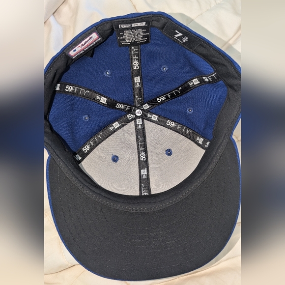 LA Dodgers Hat - Picture 8 of 8